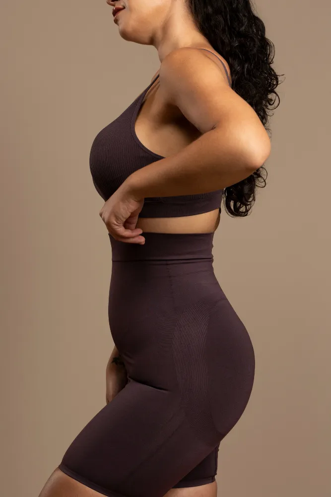Model representing Liposuction results in Sarasota