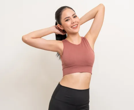 Model representing mini tummy tuck results in Sarasota